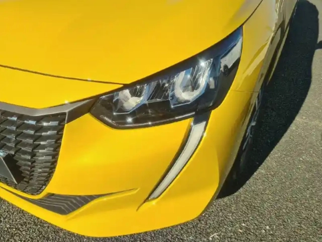 Peugeot 208 puretech 75 s&amp;s bvm5 — photo 16