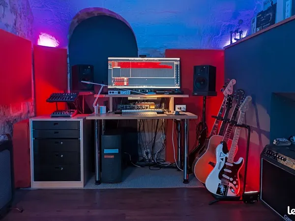 Studio de production musicale équipé à louer - Paris 11e - accès autonome 24/7