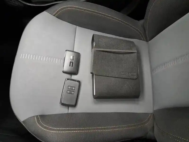 Dacia Sandero eco-g 100 — photo 41