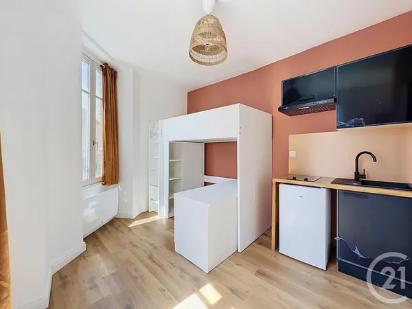 Studio 1 pièce 15 m²