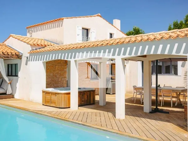 Maison 6 pièces 187 m²