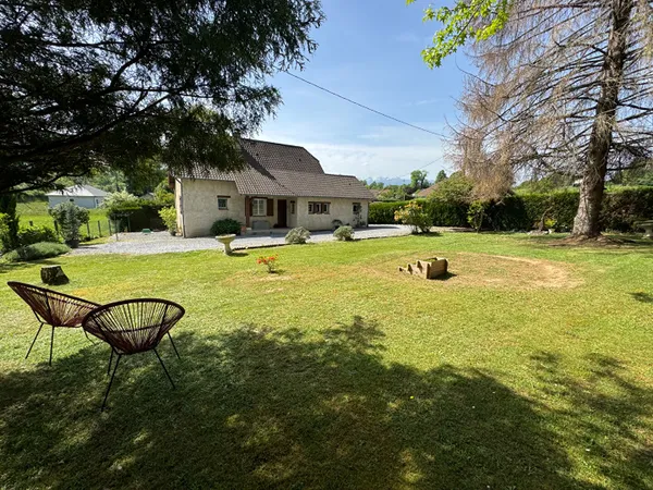Maison Gan 5 pièce(s) 127 m2