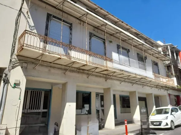 Immeuble 1300 m²