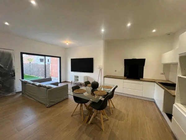 Maison 3 pièces 84 m²