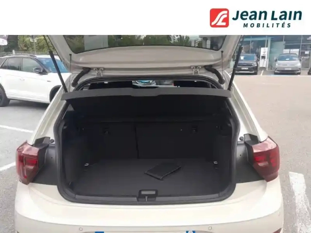Volkswagen Polo 1.0 tsi 95 s&amp;s dsg7 — photo 10