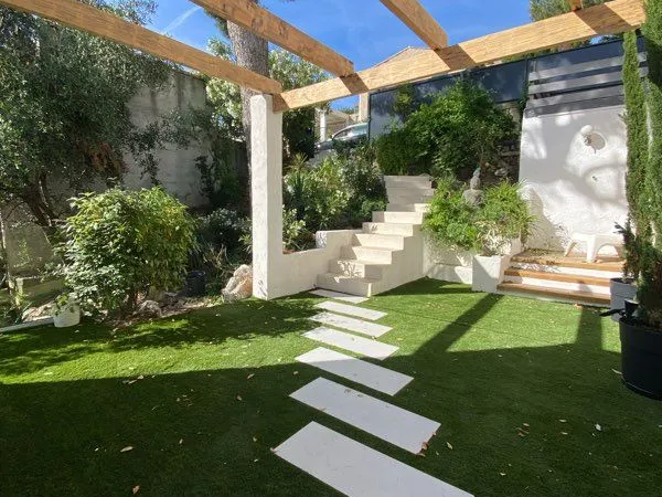 Cassis 2 beaux appartements en duplex 220m2