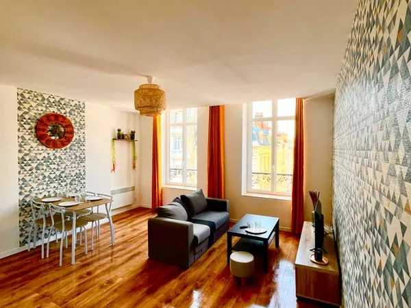 T2 MEUBLÉ 40 m² - 700 + 50 DE CHARGES - BOULOGNE-SUR-MER