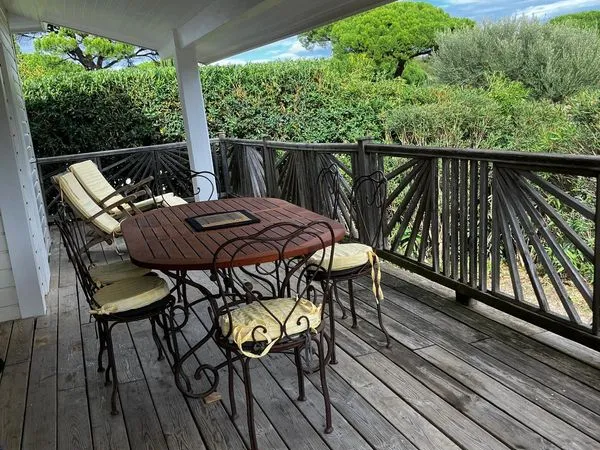 Maison style californien 65 m² - 3 ch -2sdb Vue mer - Piscine - Gassin - 440 000
