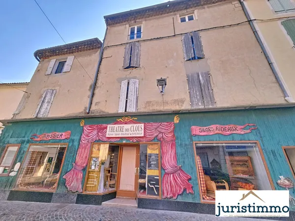 EXCLUSIVITÉ JURISTIMMO LOCAL COMMERCIAL 150 m2 À BOLLÈNE