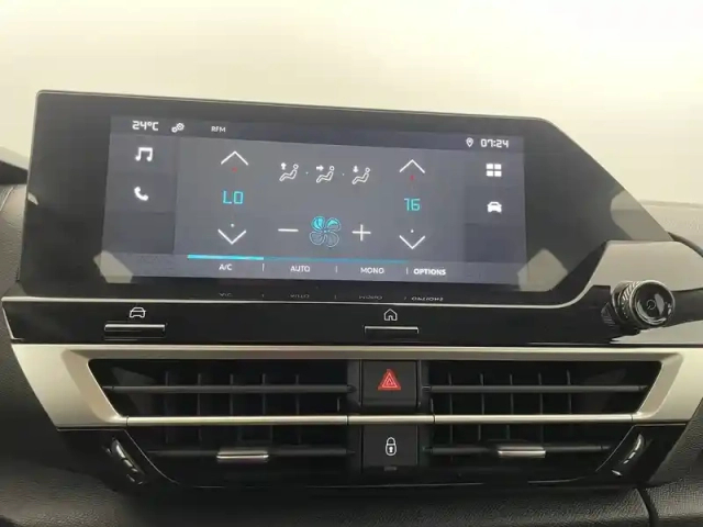 Citroën C4 e- 136 ch automatique — photo 20