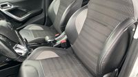 Peugeot 2008 1.2 PureTech 110ch Allure S&S — photo 9