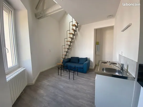 Studio 1 pièce 28 m²