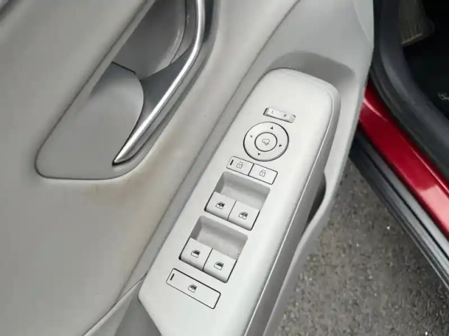 Hyundai Kona hybrid 141 — photo 22