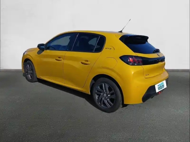 Peugeot 208 puretech 75 s&amp;s bvm5 — photo 7