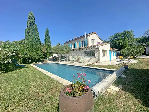 A vendre Arles Moulès maison de campagne
