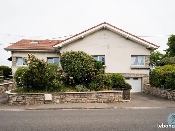 Maison de caractère en monopropriété composée de trois appartements - Idéal investisseur