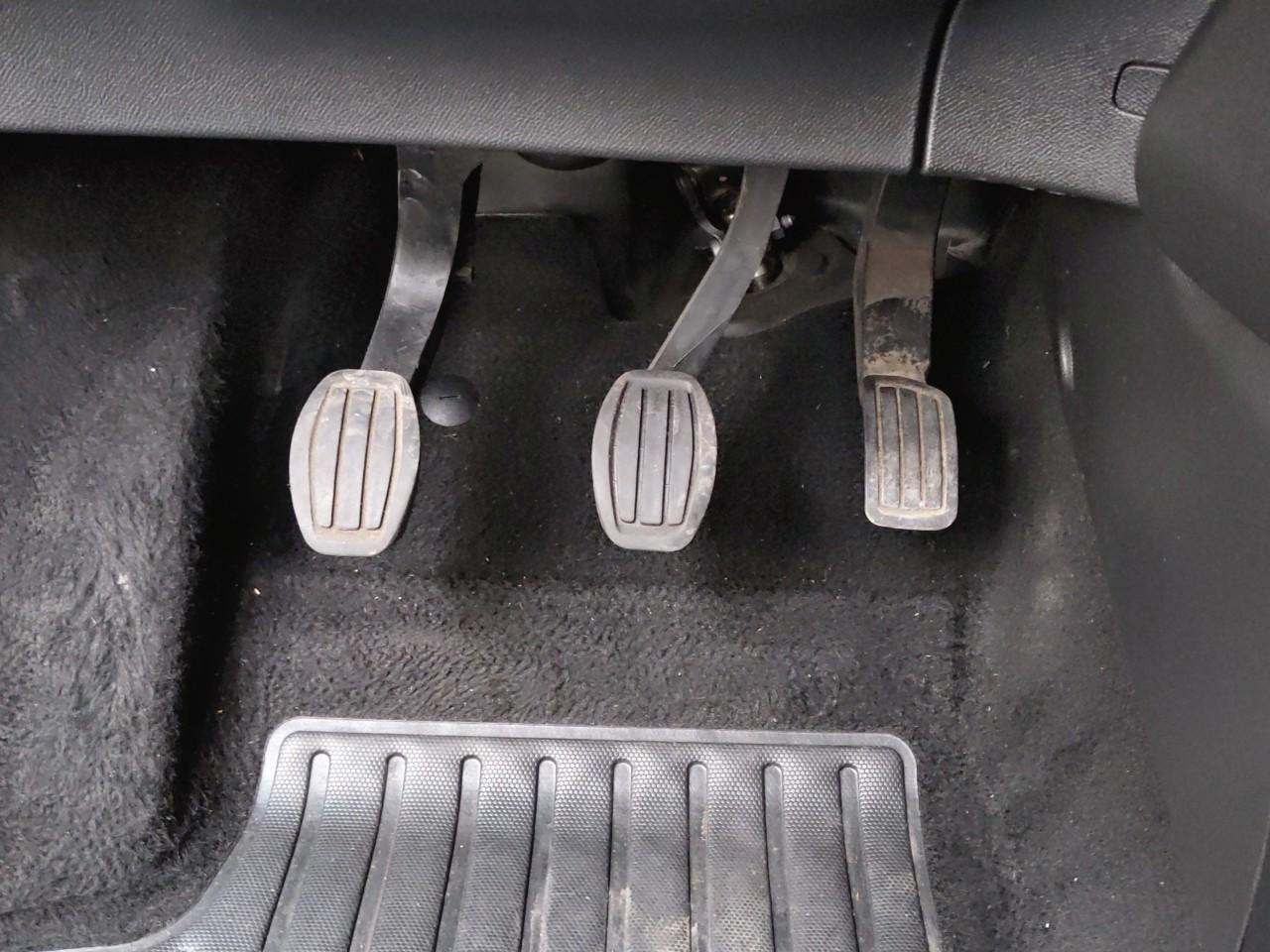 Peugeot 208 bluehdi 100 s&s bvm6 active — photo 20