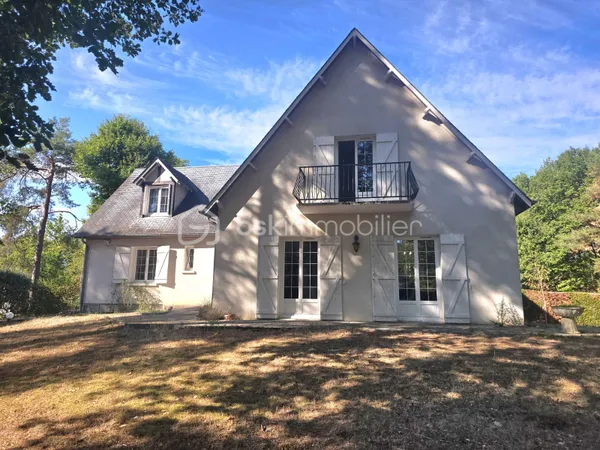 Maison 8 pièces 216 m²