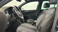 Volkswagen Tiguan 2.0 TDI 150ch R-Line DSG7 — photo 12