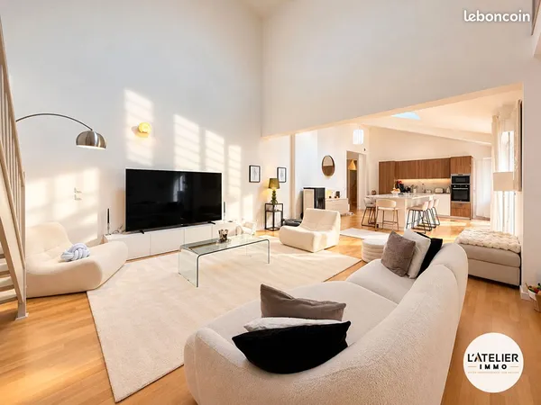 Maison 8 pièces 180 m²