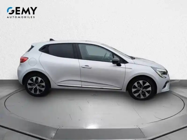 Renault Clio blue dci 100 — photo 4
