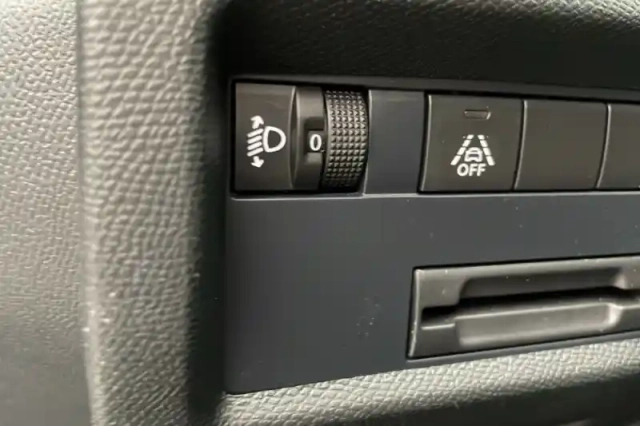 Citroën C5 Aircross hybride 136 e-dcs6 — photo 20