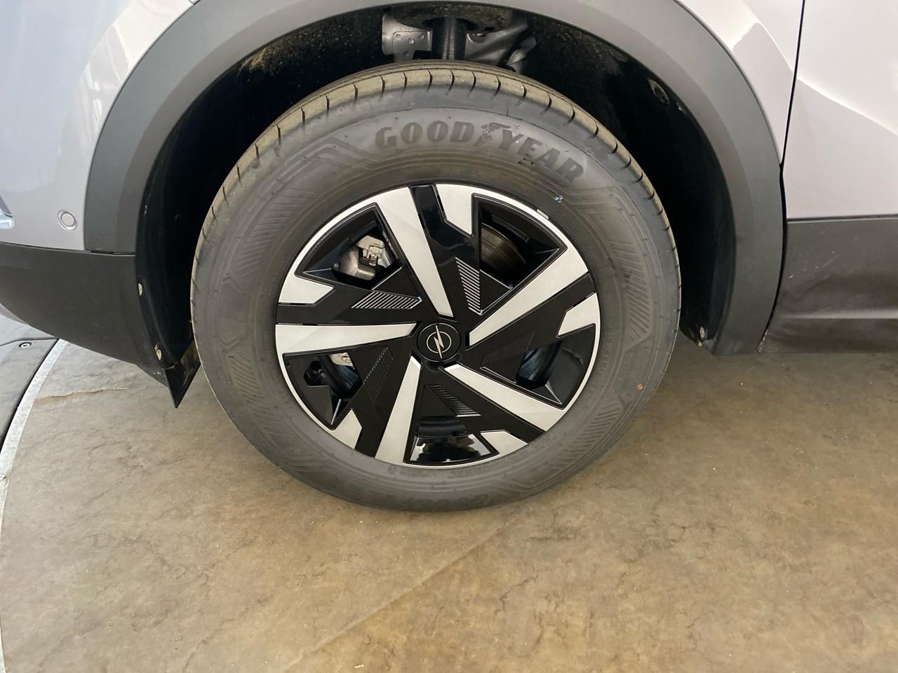 Opel Mokka 1.2 turbo hybrid 145 ch e-dct6 edition — photo 11