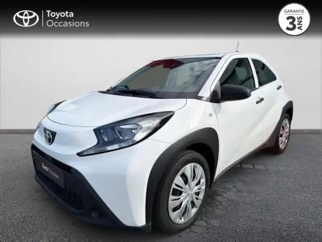 Toyota Aygo X 1.0 vvt-i 72ch active business my23 — photo 1