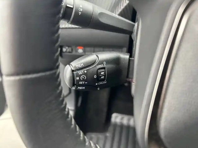 Peugeot 208 electrique 50 kwh 136ch — photo 43
