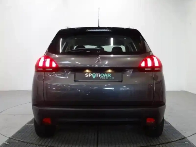 Peugeot 2008 1.2 puretech 110ch allure s&amp;s — photo 6