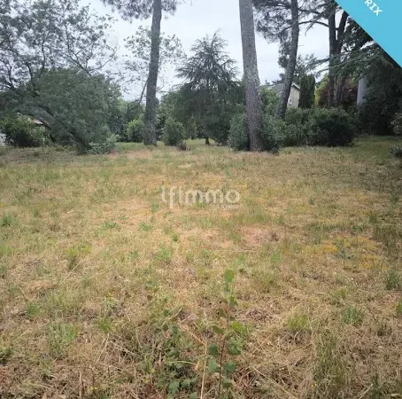 Terrain 1111 m²