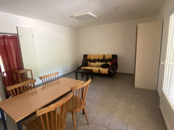 STUDIO (24M2) 13013 MARSEILLE