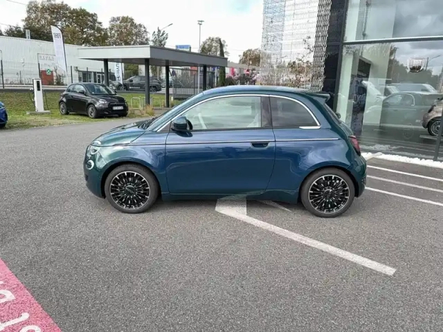 Fiat 500 3+1 e 118 ch — photo 55