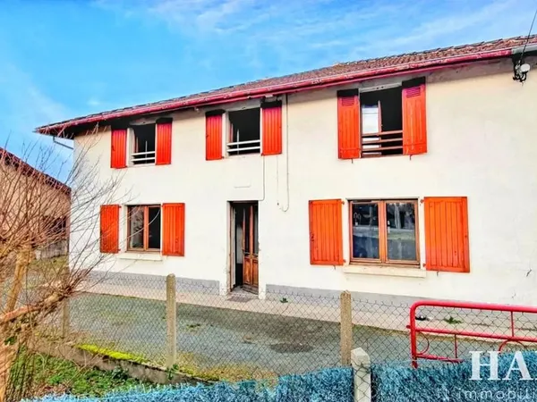 Maison 10 pièces 241 m²