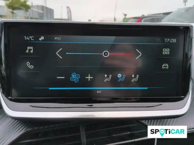 Peugeot 208 hybrid 110 ch e-dcs6 — photo 18