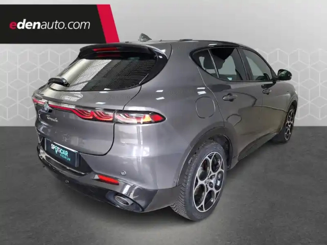 Alfa Romeo Tonale 1.3 hybride rechargeable phev 280ch at6 q4 — photo 5
