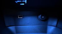 Peugeot 3008 HYBRID 225ch Allure Pack e-EAT8 — photo 30