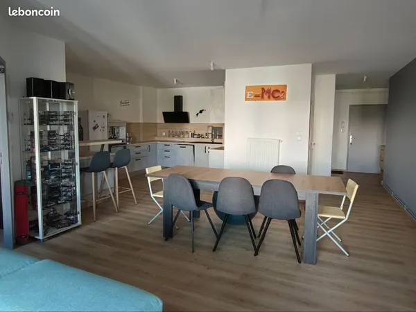 Appartement meublé rénové