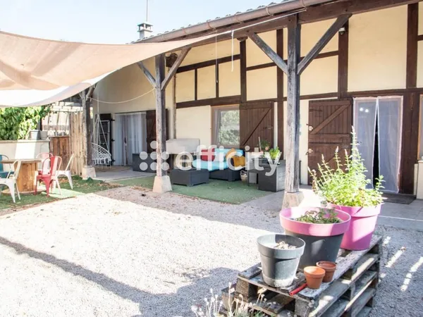 Maison 7 pièces 138 m²