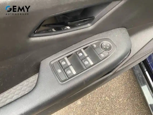 Renault Megane e-tech ev60 220 ch super charge — photo 12