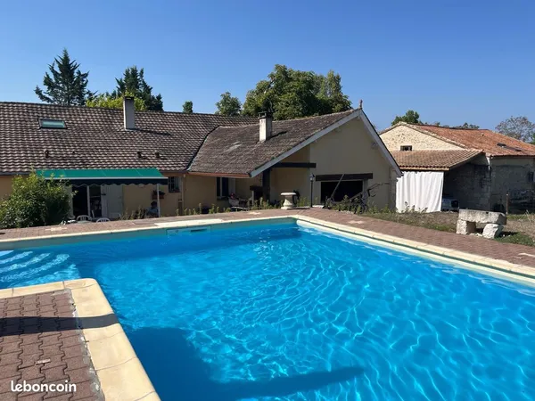 Propriété 17 pièces 315 m²