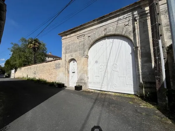 Atelier 7 pièces 50 m²