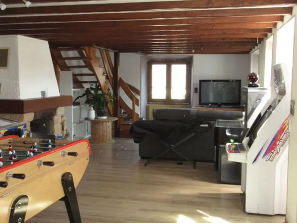 AUTRANS MAISON MITOYENNE F7 + JARDIN + TERRASSE+ PARKINGS