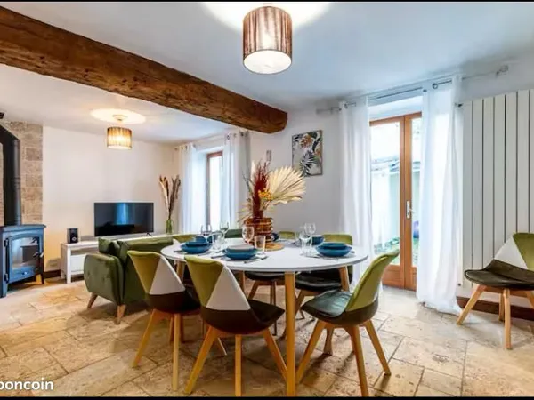 Maison fonctionnelle de caractère 106m² - Vauréal Village - 4 chambres - Jardin