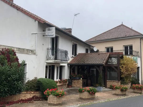 Ancien Hôtel Restaurant Au chant du Grillon