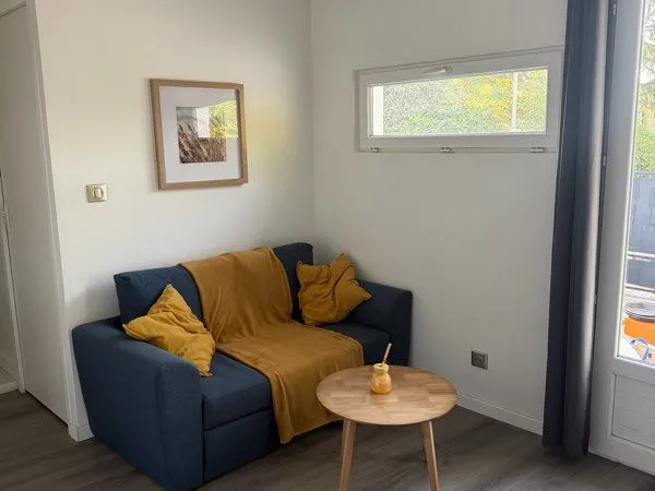 Joli T1 bis meublé 35m² tout compris (eau, élec, internet) avec terrasse, parking - Pompignac