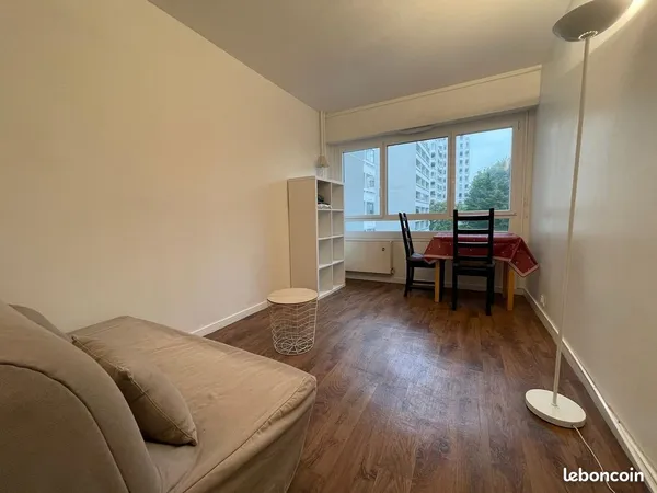 Studio 1 pièce 17 m²