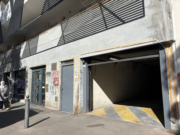 Parking 18 m²