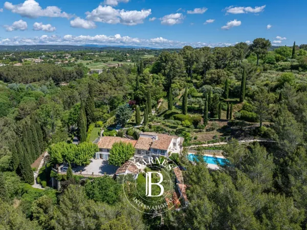 AIX EN PROVENCE - PROPRIÉTÉ FAMILIALE DE PRESTIGE 600m² - SECTEU
