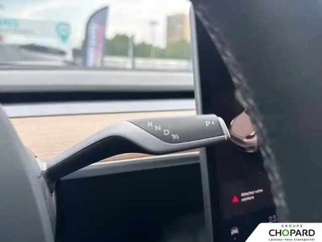 Tesla Model Y grande autonomie dual motor awd — photo 19